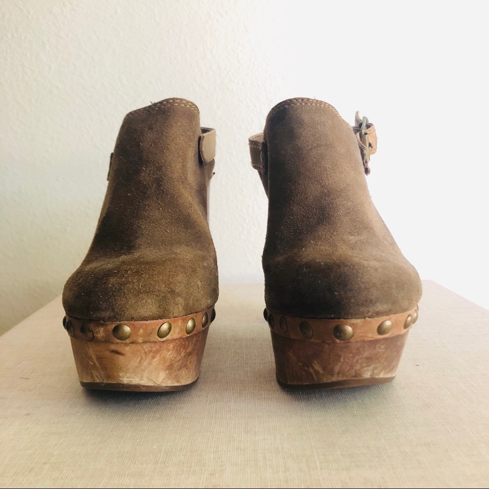 Steve Madden Brown Carnee Clogs Sz 6